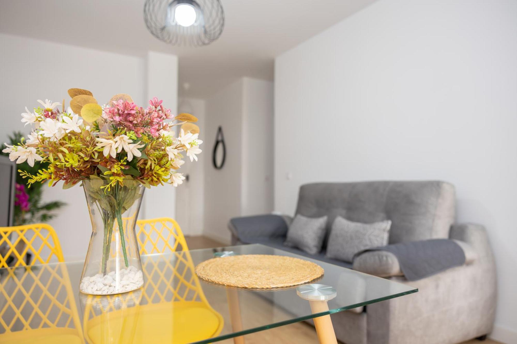 Apartment Alojamiento Luna, Con Balcon Y Parking Incluido